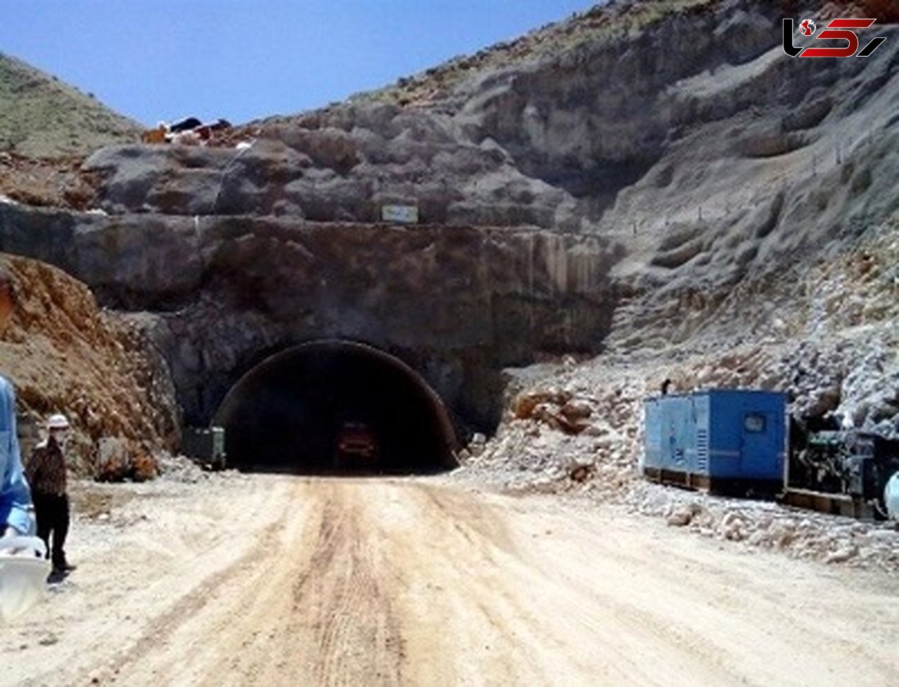 تونل‌های یک و ۲ مسیر ایلام – مهران مسدود شدند
