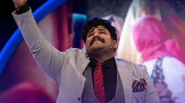 فیلم آوازخوانی باشکوه و سوزناک شاگرد علی زندوکیلی در صداتو / اشک خودشم دراومد!