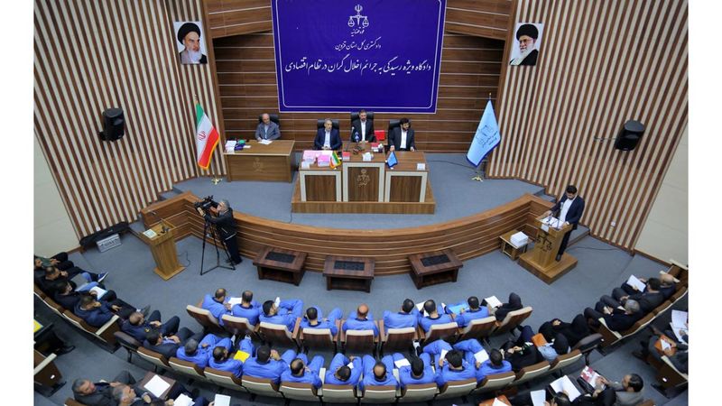 دادگاه رسیدگی به پرونده کثیرالشاکی خودروی طراوت نوین با 28 متهم آغاز شد/ کلاهبرداری بیش از ۸ هزار میلیارد تومان به بهانه فروش خودرو در قزوین