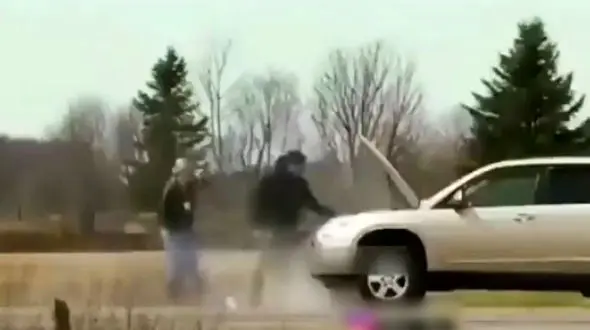 بامزه ترین حادثه برای یک خودرو + فیلم