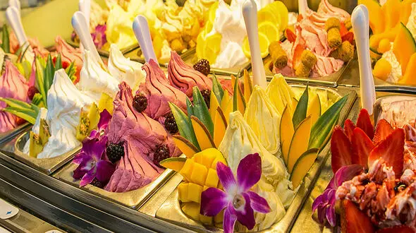 جلاتو میوه‌ای یک دسر خنک برای روزهای گرم سال+دستور تهیه