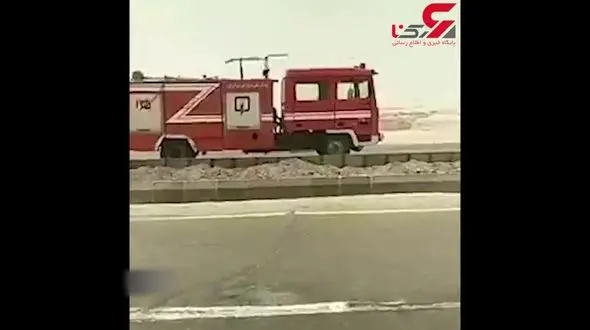 لحظه وحشتناک آتش‌سوزی اتوبوس مسافربری در فهرج + فیلم