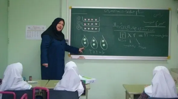 صدور احکام کلیه مشمولان طرح طبقه بندی معلمان و پرداخت معوقات