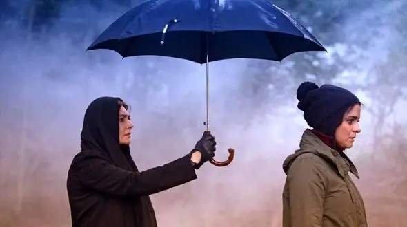 اکران آنلاین فیلمی با بازی هنگامه قاضیانی و غزل شاکری