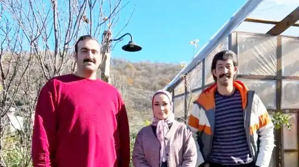 علی امین حسنی بازیگر سریال پایتخت: دهه هشتادی هستم قهرمان پاورلیفتینگ ایرانم مبارزه آزاد هم کار کردم/ قدم از بهرام افشاری هم بلندتره