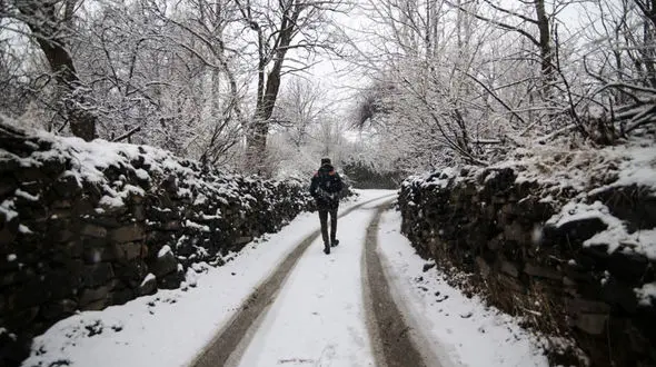 جمعه بارش برف در تهران/ بارش باران، برف و وزش باد شدید در اکثر نقاط کشور
