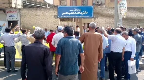 اعتراض بازنشستگان شوش به عدم همسان‌سازی در برنامه توسعه هفتم