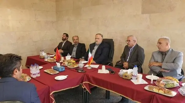 بازدید استاندار قزوین از کارخانه شوفاژ کار/ قطع برق، تولید واحدهای صنعتی را مختل کرد