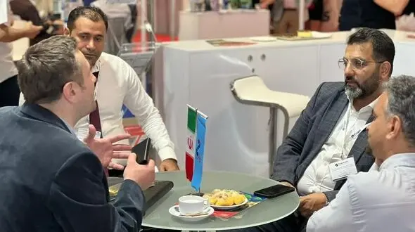 درخشش غرفه پتروشیمی مارون در نمایشگاه Plastpol لهستان