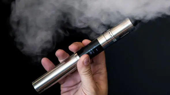 مراقب سیگارهای الکتریکی با رایحه دارچین باشید!