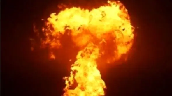  فوری / فیلم لحظه انفجار مخازن در پالایشگاه هیدروکربن بیرجند + جزییات