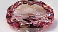 کشف یک قطعه الماس کمیاب و گران‌بها که ۲۳ میلیون دلار قیمت خورد!
