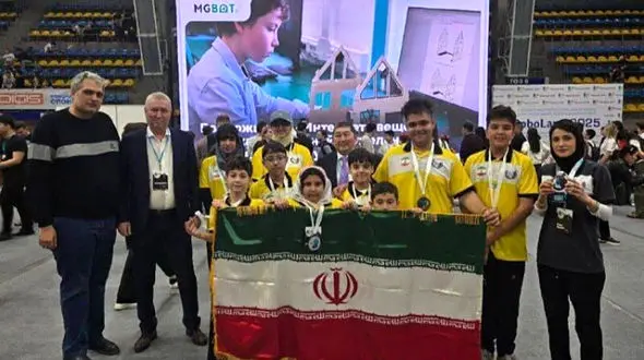 نایب قهرمانی نماینده رباتیک ایران در مسابقات قزاقستان + فیلم