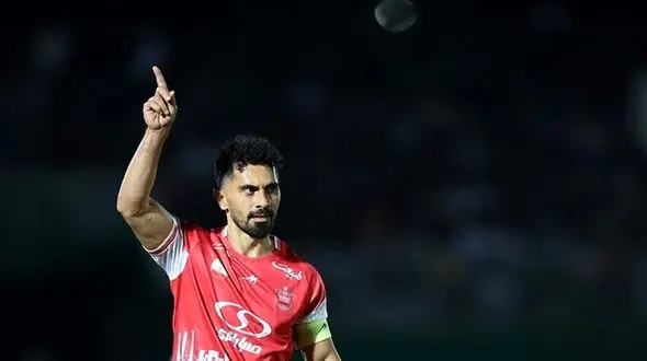 امید عالیشاه با ماسک برمی گردد