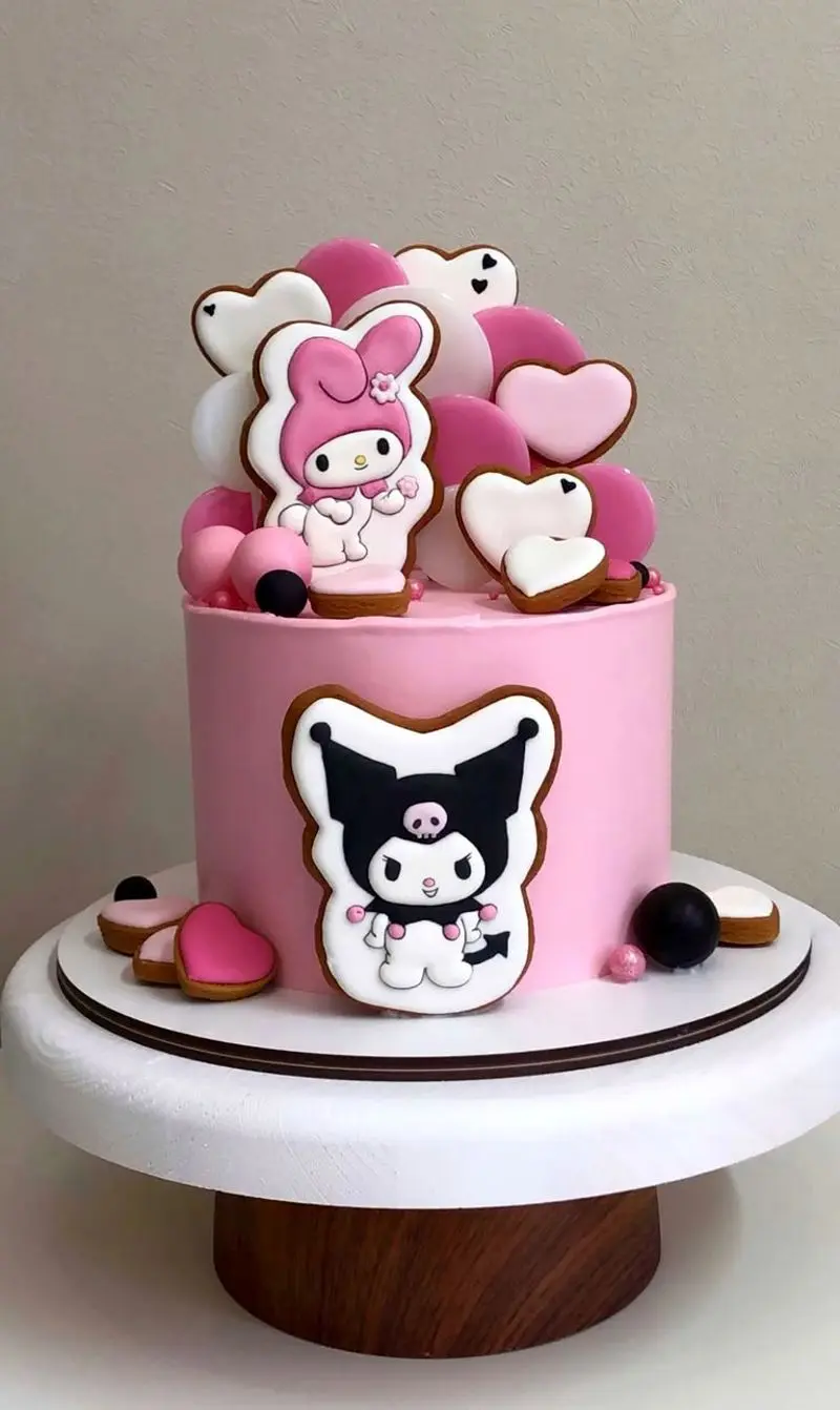 کیک تولد کرومی ساده