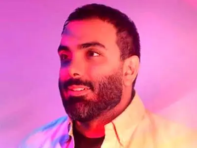 دانلود آهنگ «همه رو جواب کردم» از مسعود صادقلو/ یهو وا شد چشم دیدمت آخ آخ پسندیدمت...