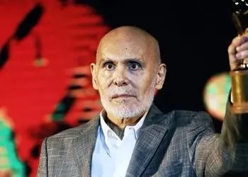 فیلم/ دیالوگ ماندگار استاد جمشید هاشم پور : یه شیر مرده بیرون قفس بهتر از یه شیر زنده توی قفسه / سوپراستار بود وقتی سوپراستار بودن مد نبود!