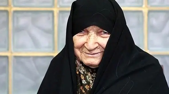 مادر 4 شهید به دیدار فرزندانش شتافت