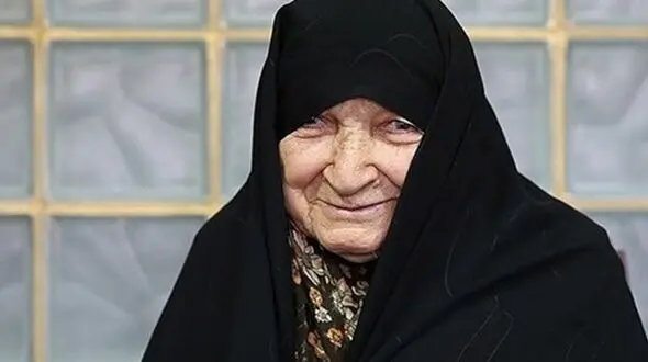مادر 4 شهید به دیدار فرزندانش شتافت