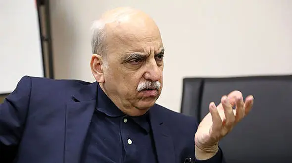 ۱۲ تا ۱۵ میلیون نفر به معاملات رمزارز مشغول‌ هستند / بنزین و گاز را ارزان فروختیم و پول آن را هم بیجا خرج کردیم 