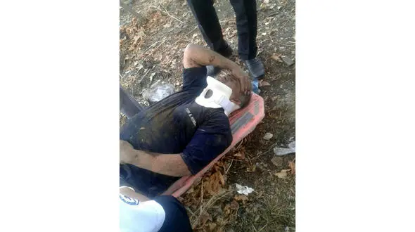 سقوط مرد جوان به عمق چاه 30 متری در محمدشهر + عکس