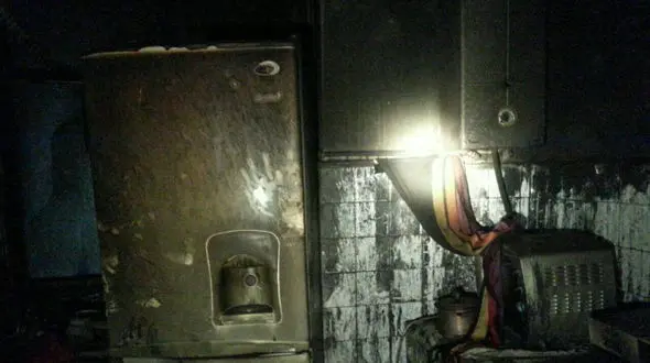 آتش سوزی هولناک در شهرری / نجات 50 تن از میان شعله های آتش + عکس 