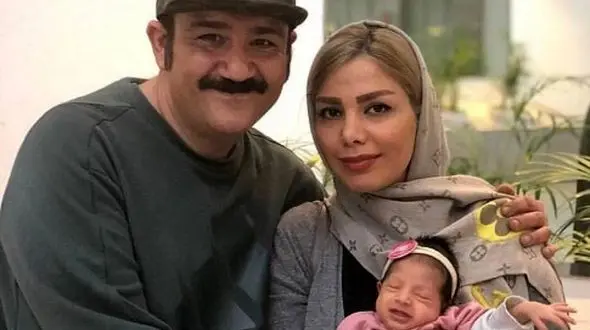 رونمایی از لباس عروس دنباله دار و شیک همسر جوان مهران غفوریان در مراسم عقدشان/ ماشالا به پای هم پیر بشید