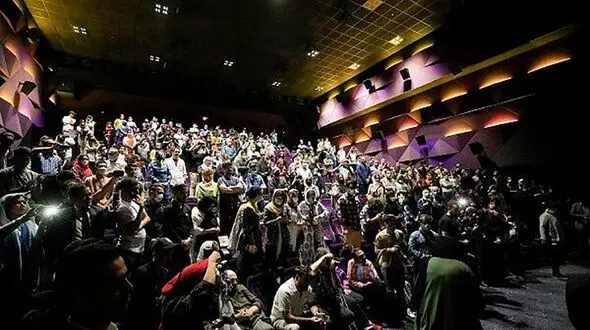 فروش سینمای ایران از یک همت گذشت؛ تهرانی‌ها در صدر!