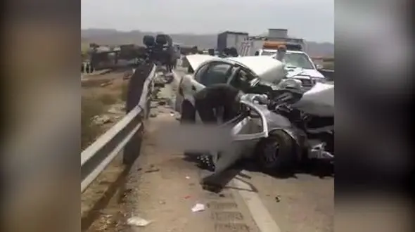 فیلم 4 جنازه در صحنه وحشتناک تصادف ! / در جهرم رخ داد