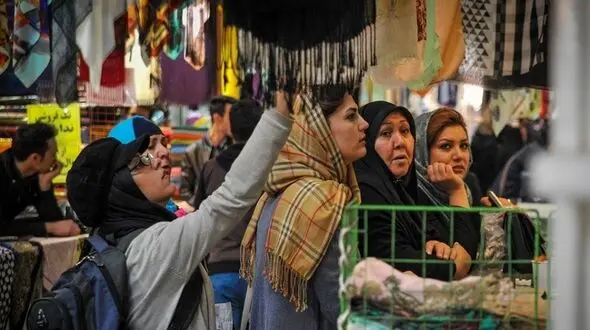 حقوقی که تا نیمه ماه دوام نمی‌آورد/ فشار معیشتی و ترک برداشتن روابط خانوادگی