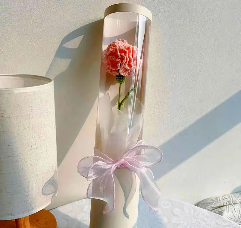 تزیین گل رز قرمز تک شاخه