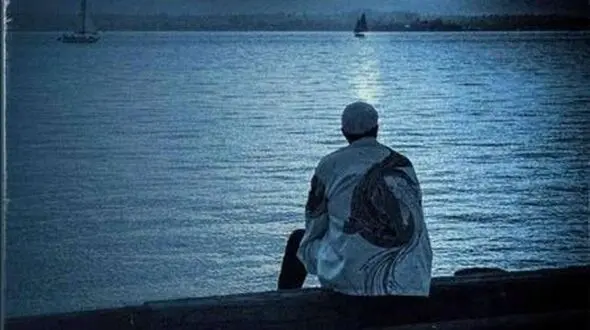 دانلود آهنگ جدید سینا سرلک به نام چه روزایی /ﺗﻮ ﻣﻴﺒﻴﻨﻰ ﺷﺒﺎی ﺑﻰ ﻛﺴﻴﻤﻮ ﺗﻮ ﺑﻐﻀﺎﻣﻮ ﺑﻪ ﺟﻮن ﻣﻴﺨﺮی ﻫﺮ ﺷﺐ+ متن آهنگ
