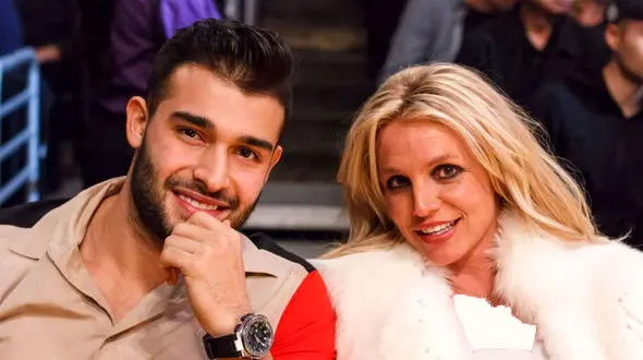 سام اصغری بریتنی را با خاک یکسان کرد / اصلا از جدایی پشیمان نیستم، نقطه تاریک زندگی ام بود! 