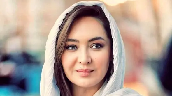 تیپ و استایل فوق زیبا و جوانی خیره کننده نیکی کریمی در جشنواره خارجی / پرچم زنان ایرانی را بالا برد!