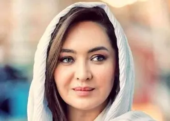 تیپ و استایل فوق زیبا و جوانی خیره کننده نیکی کریمی در جشنواره خارجی / پرچم زنان ایرانی را بالا برد!