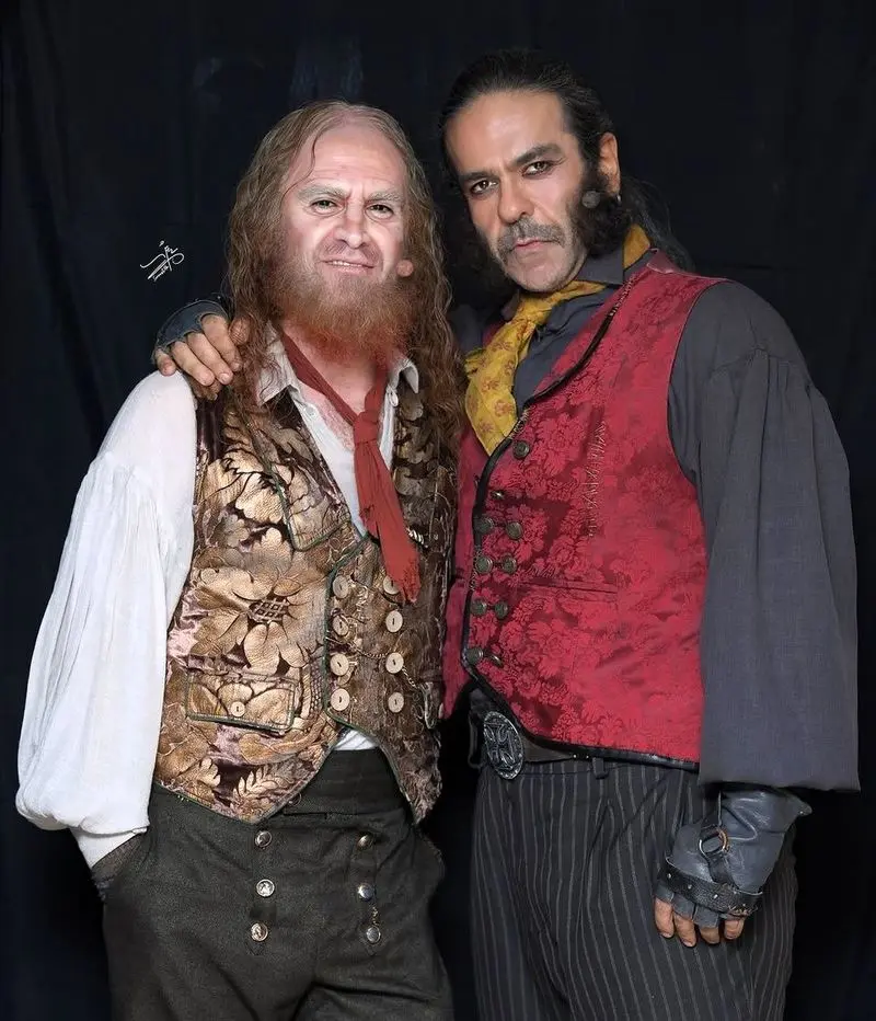 هوتن شکیبا و بانیپال شومون