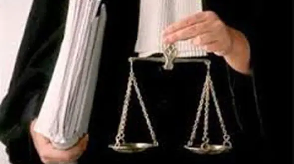  مرکز وکلای قوه قضائیه مسابقه طراحی لباس وکیل برپا می‌کند