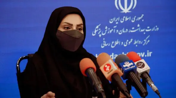 بررسی عوارض واکسیناسیون کرونا/ بدترین روزهای کرونایی را می گذرانیم