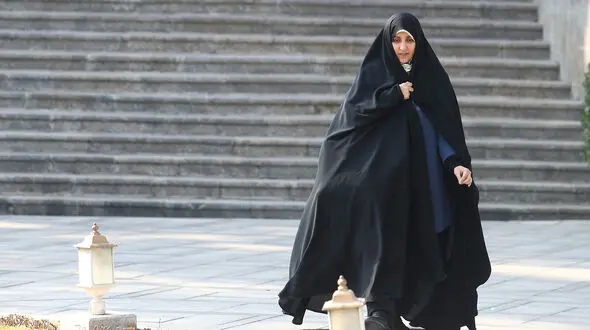 معاون زنان و خانواده پزشکیان: پیامک های حجاب به ماشین ها خطای سیستمی است