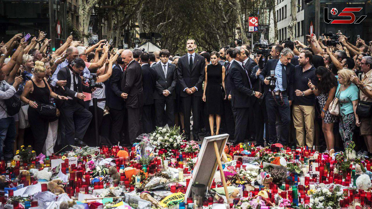 پادشاه و ملکه اسپانیا در مراسم یادبود قربانیان حمله بارسلون+عکس