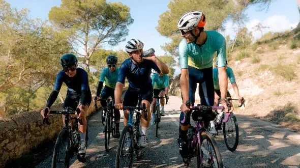 معجزه دوچرخه‌ سواری: کاهش احتمال زوال عقل با یک ورزش ساده!