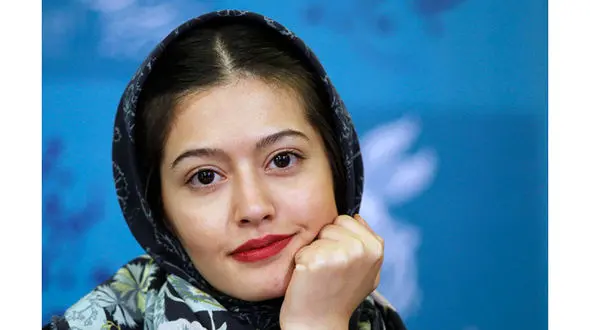 اولین عکس از مادر پردیس احمدیه ! / شباهت عجیب خانم بازیگر به مادرش !