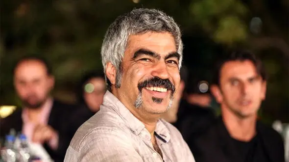 سفر زمان/ عکس«سروش صحت» در جوانی و در کنار همسر و پسرش؛ اواسط دهه 80