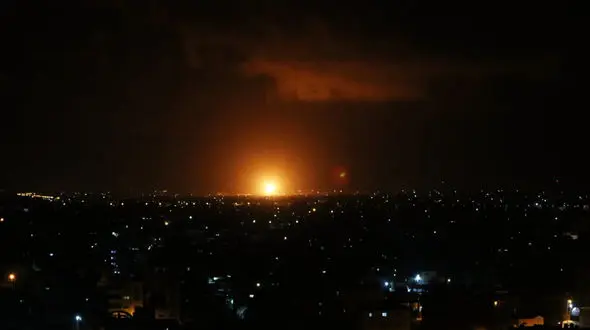 فیلم از اصابت موشک به تاسیسات هسته ای اسرائیل! / مردم وحشت کردند 