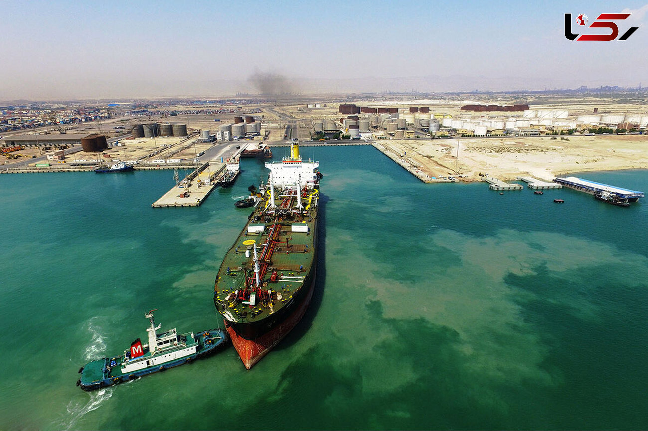 رشد ۱۸ درصدی سوخت رسانی به کشتی ها از بندر خلیج فارس/ پهلوگیری ۳۴۷ فروند شناور در این بندر
