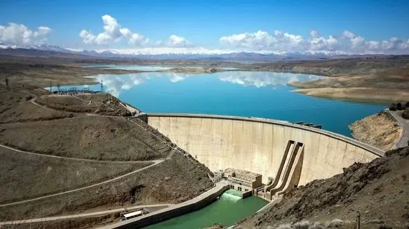 شیفتگان سد و سدستیزان، هر دو در اشتباه هستند / کم آبی ناشی از مدیریت نادرست منابع آبی است نه سدسازی