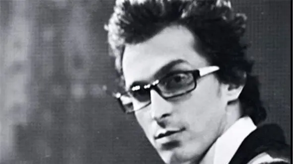 دانلود آهنگ باشکوه مرتضی پاشایی / قلبم رو تکراره همیشه دوست داره