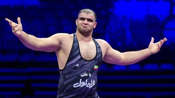 تانک بختیاری غول فنلاندی را با ضربه فنی منهدم کرد + فیلم