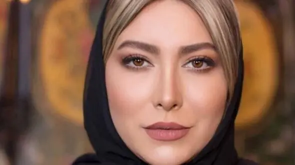 پری‌سیمای سریال ستایش در کنسرت علی زندوکیلى