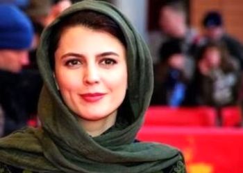 فیلم /  لیلا حاتمی، بازیگر پیر پسر درباره تعریف جهان از زیبایی‌اش : زیبا نیستم چنین حسی نسبت به خودم ندارم /من هم کارهای اشتباهی برای زیبایی کردم که پشیمانم !